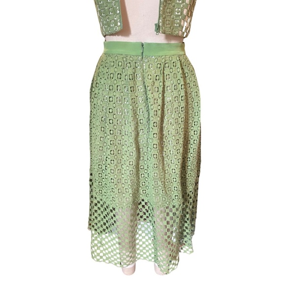Tibi Green Crochet Skirt Size 2 - Picture 4 of 6